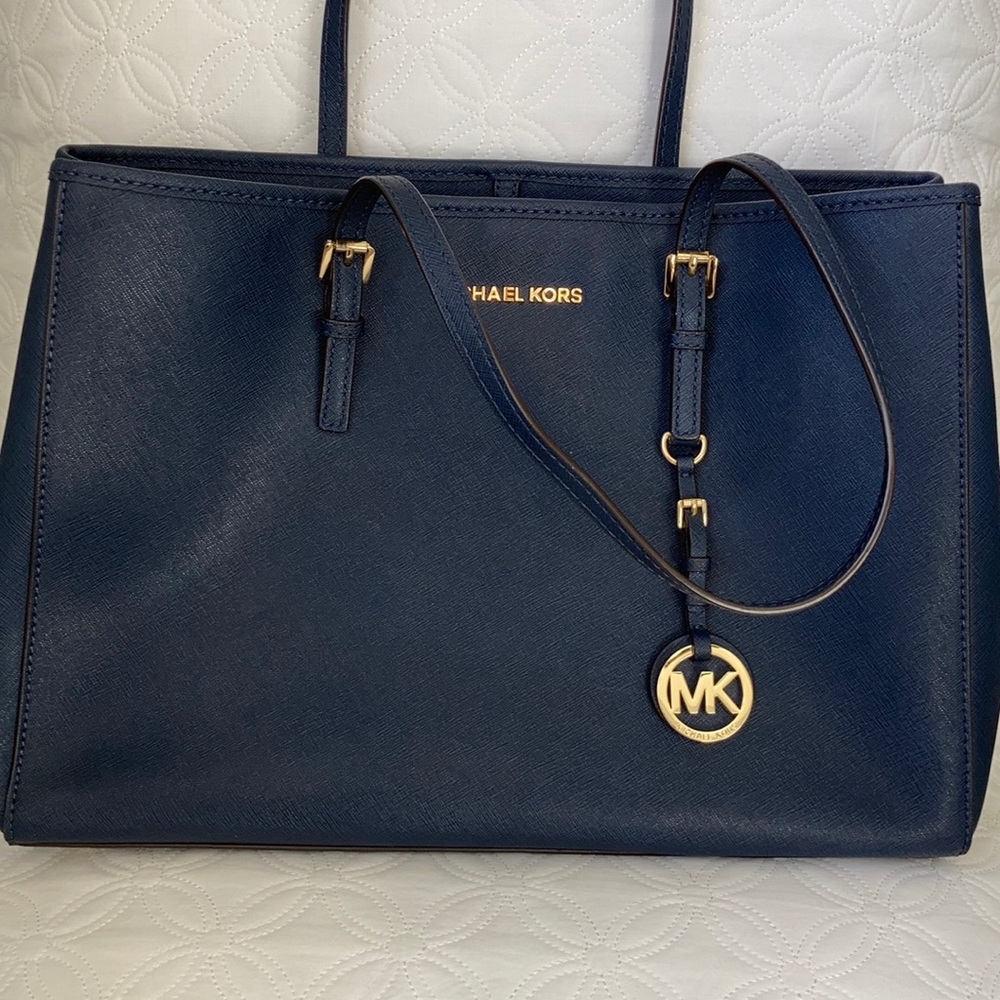 Michael Kors Saffiano Leather Large Shoulder/Tote
